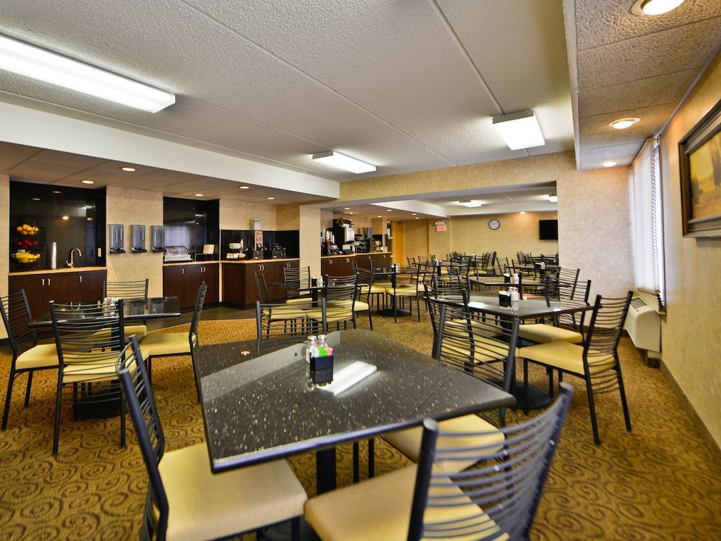Ramada By Wyndham & Conference Center 3* Plymouth