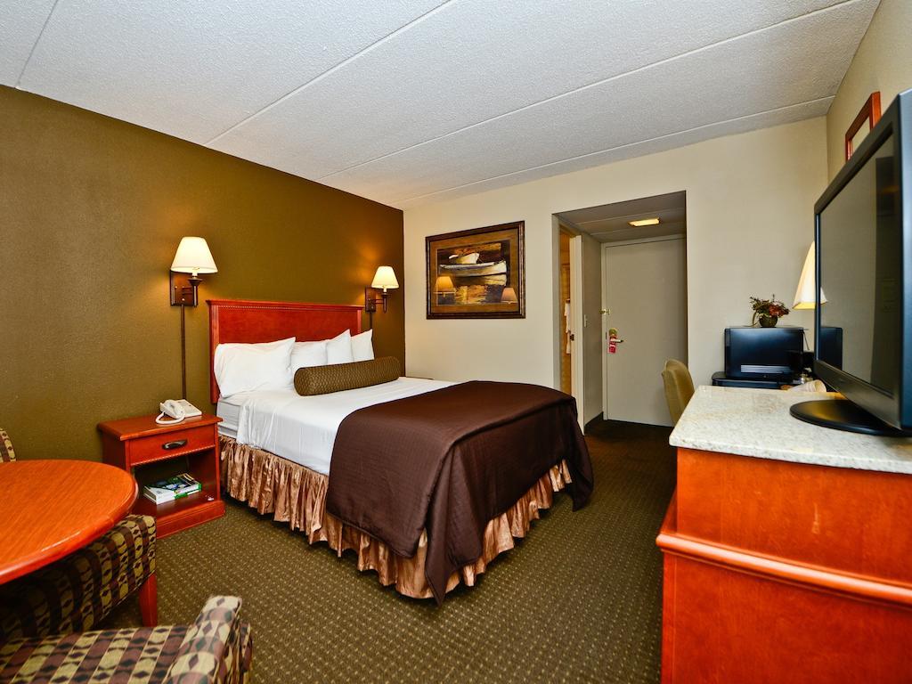 Hotel Ramada By Wyndham & Conference Center